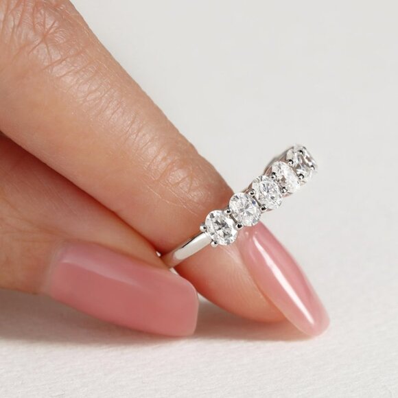 1.8 CT Oval Cut Semi Eternal Vintage Stacked Band Moissanite Ring - Picture 3 of 8